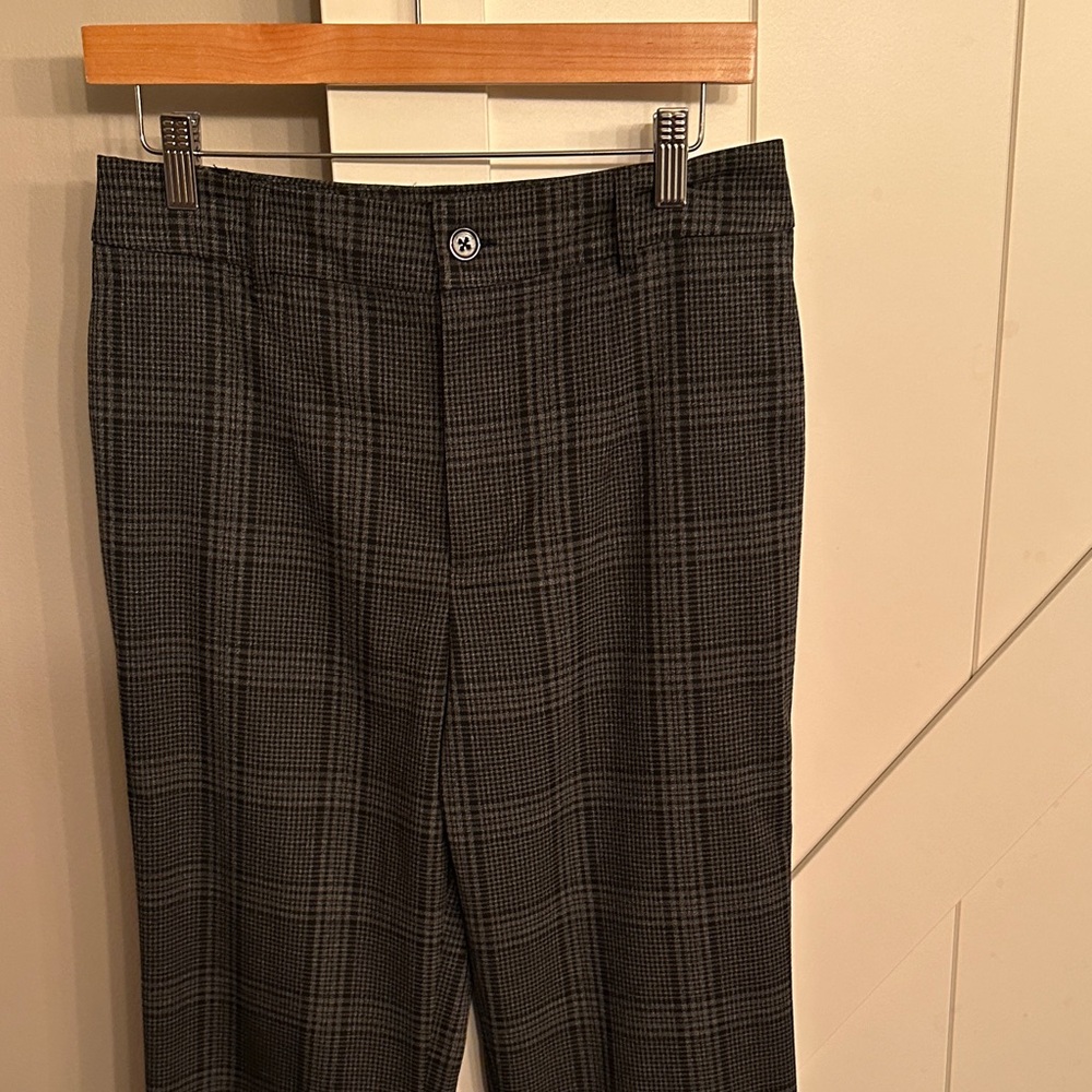 Woman’s Classic Plaid Pants